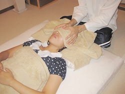 頭蓋骨の矯正のイメージ