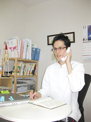 電話で予約のイメージ